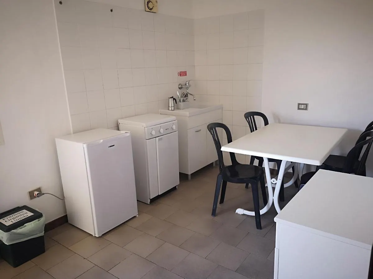 a 10 chilometri da Villasimius e 2 dalla spiaggia di Solanas Casa vacanze