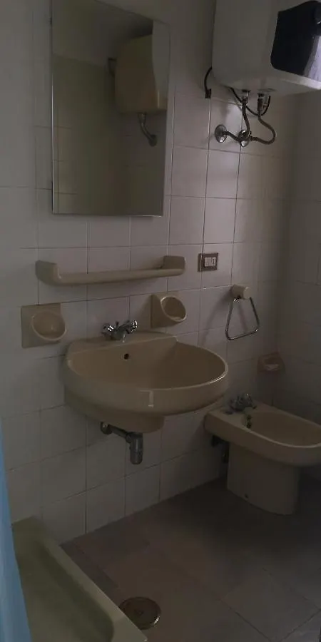 a 10 chilometri da Villasimius e 2 dalla spiaggia di Solanas Casa vacanze